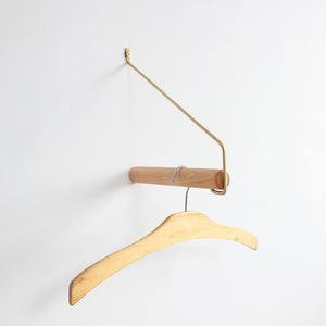 Hanging Hanger Nordic Wooden Wall Hanger Decorative HookProduct information
 
 Product category: hanging clothes hanger
 
 Drying rack type: fixed type
 
 Design of drying rack: single pole type
 
 Material: Wood
 
 ColorHanging Hanger Nordic Wooden Wall Hanger Decorative Hook