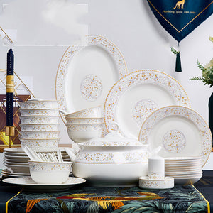 Ceramic Bowls And Saucers Set Bone China Bowls And PlatesProduct information:
 
 Material: Porcelain
 
 Microwave: available
 
 Style: Chinese
 
 Pattern: rim
 
 Surface technology: overglaze
 
 Packing: general box
 
 ColSaucers Set Bone China Bowls