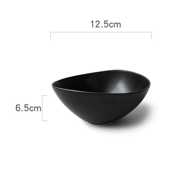 Ceramic Japanese Bowls Are Beautiful And Cute. Irregular Household 5-iProduct information:


 Material: Ceramic
 
 Weight: about 600g


 
 Features:
 


 Use. Maintenance
 
 1. Porcelain, if you put it in the dishwasher, please select Ceramic Japanese Bowls